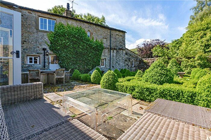 5 Bedroom Detached House For Sale In Starbotton, Skipton, North Yorkshire, BD23