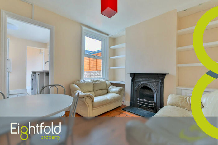 3 Bedroom Terraced House To Rent In Bear Road, Brighton, BN2