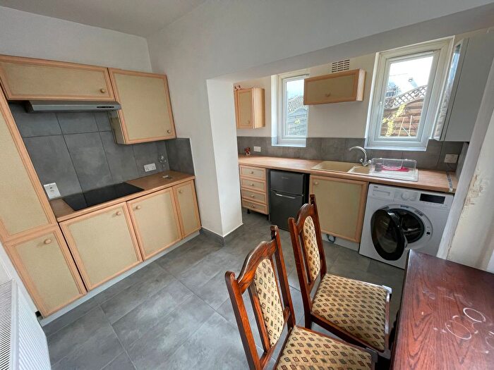 Studio To Rent In Church Road, London, SE19