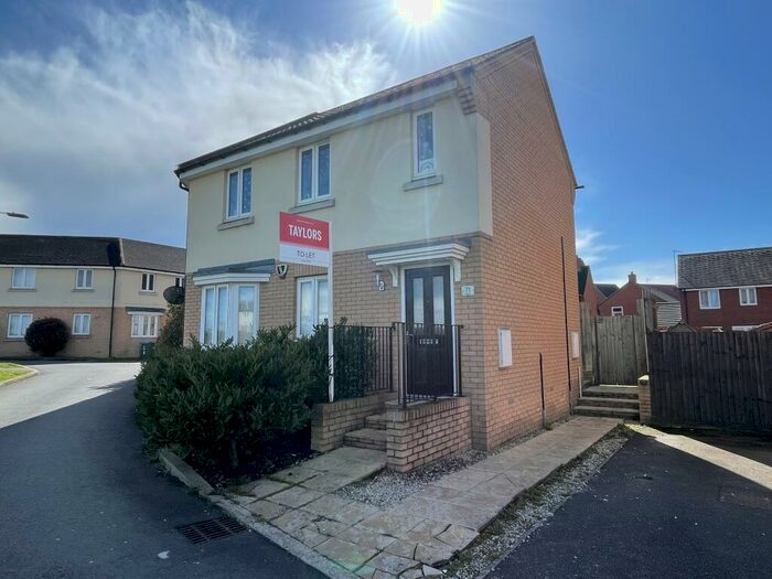 2 Bedroom Maisonette To Rent In Berryfields, Aylesbury, HP18