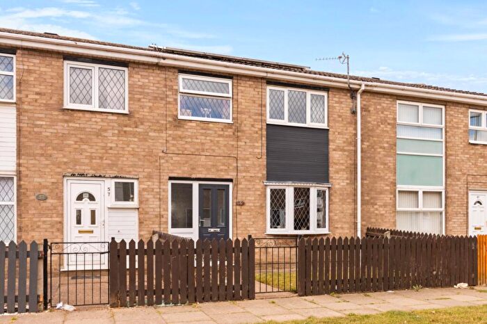 3 Bedroom Terraced House For Sale In Westerdale Way, Grimsby, DN37