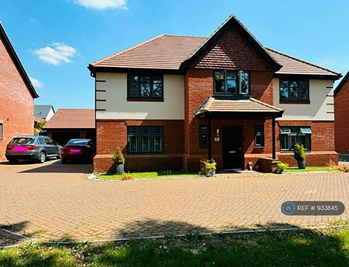 5 Bedroom Detached House To Rent In Brecknock Chase, Milton Keynes, MK8