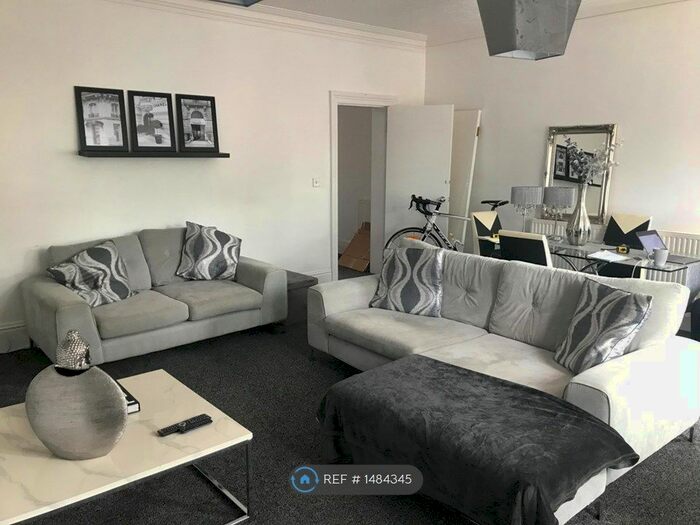 2 Bedroom Flat To Rent In Station Road, Eaglescliffe, Stockton-On-Tees, TS16