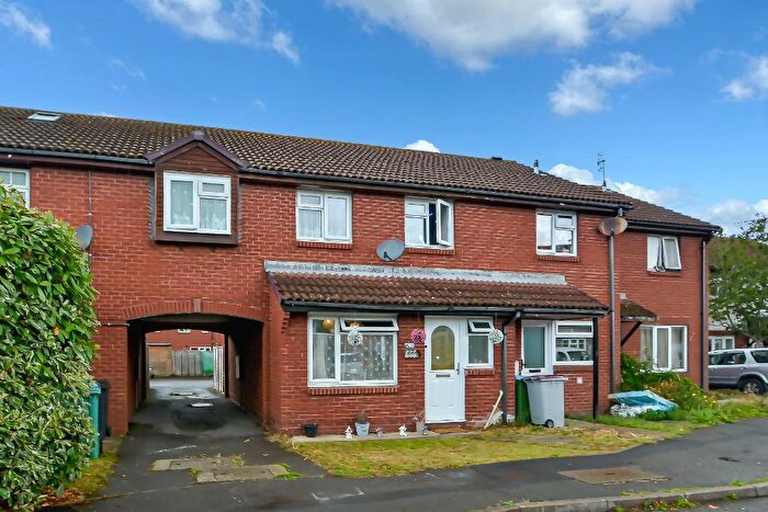 4 Bedroom Terraced House For Sale In Moraunt Drive, Middleton On Sea, Bognor Regis, West Sussex, PO22