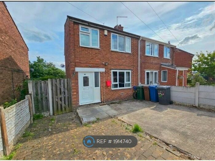 3 Bedroom Semi-Detached House To Rent In Grange Road, Royston, Barnsley, S71