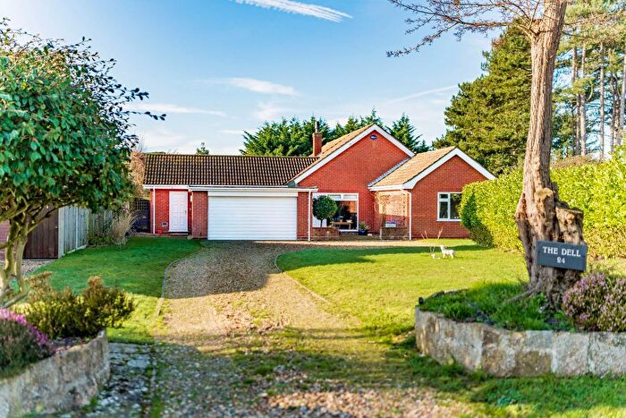 3 Bedroom Detached Bungalow For Sale In Abbey Road, Sheringham, NR26