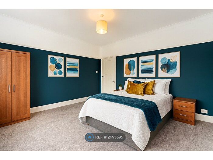 6 Bedroom Detached House To Rent In Pine Grove, Bristol, BS7