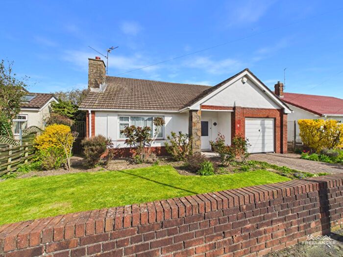 2 Bedroom Detached Bungalow For Sale In Hampshire Crescent, Lliswerry, Newport, NP19