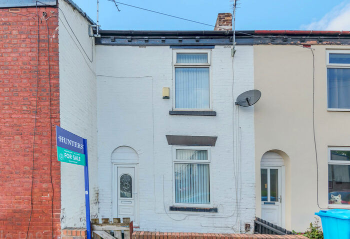 2 Bedroom Terraced House To Rent In Pendlebury Road, Swinton, Manchester, M27