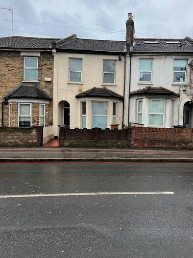 4 Bedroom Terraced House To Rent In Kenworthy Road, Homerton, London, E9