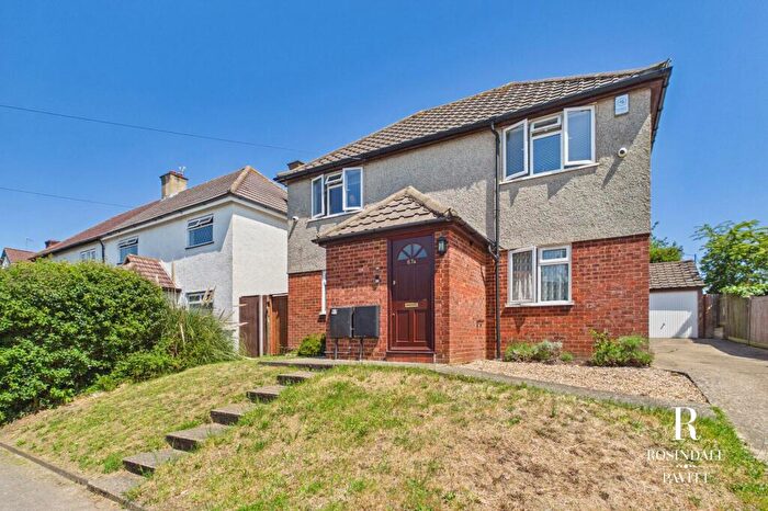 1 Bedroom Flat For Sale In Rookwood Avenue, Wallington, SM6