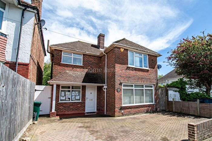 3 Bedroom Detached House To Rent In Gladys Road, Hove, BN3