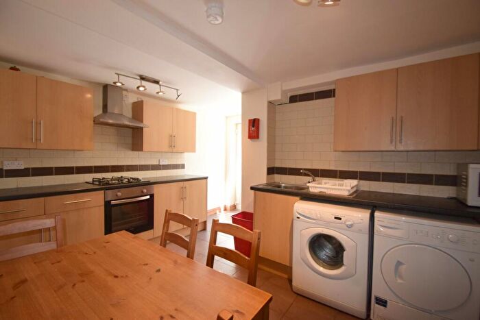 6 Bedroom House To Rent In Treherbert Street, Cathays, CF24