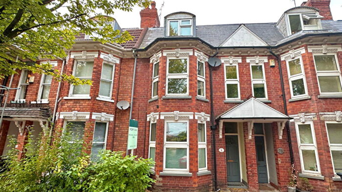 4 Bedroom Terraced House For Sale In Hewson Road, Lincoln, LN1