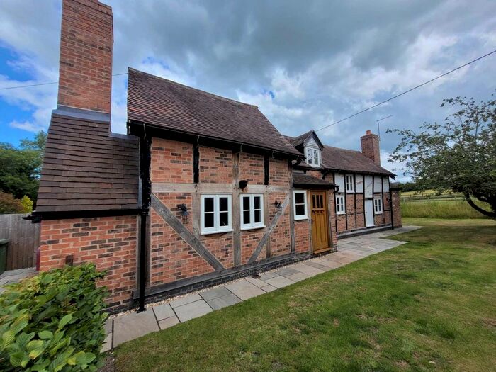 3 Bedroom Detached House For Sale In Foredraught Lane, Tibberton, Worcestershire, WR9