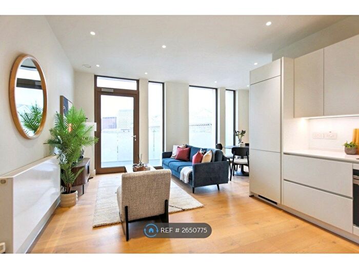 1 Bedroom Flat To Rent In Pear Place, London, SE1