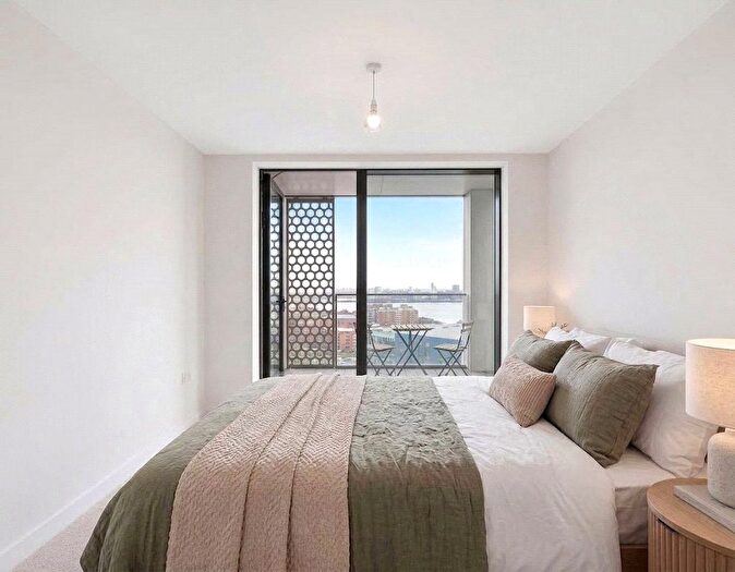 Studio To Rent In Peakes Heights, Prime Point, North Greenwich, SE10