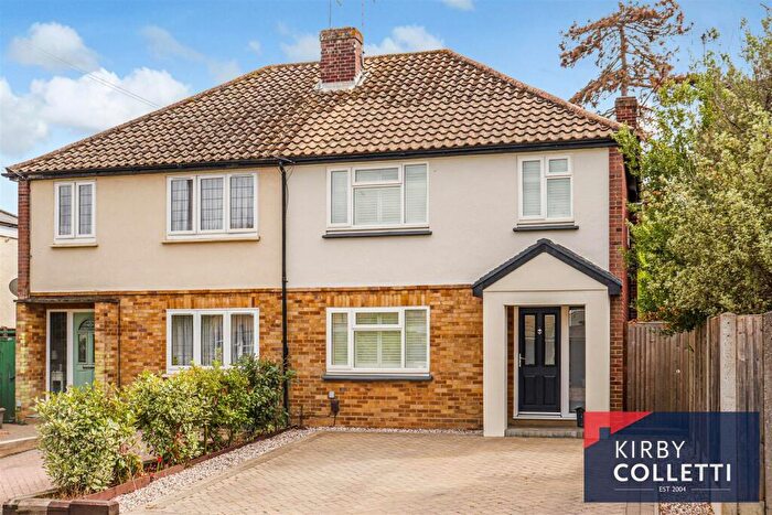 3 Bedroom Semi-Detached House To Rent In Lord Street, Hoddesdon, EN11