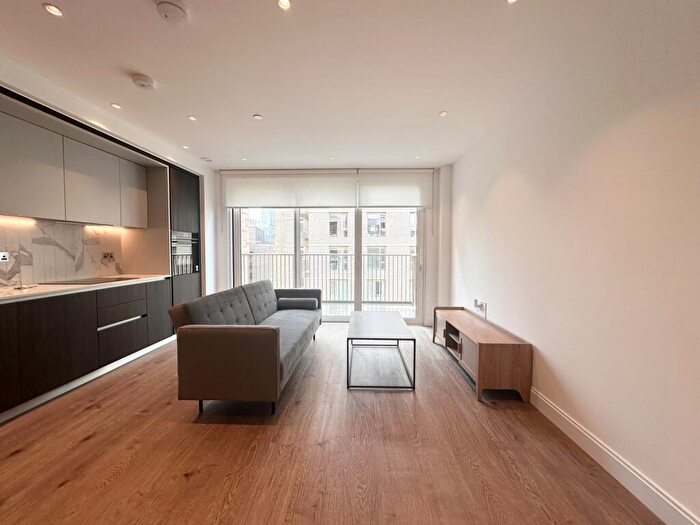 2 Bedroom Flat To Rent In Gasholder Place, Dorset, SE11