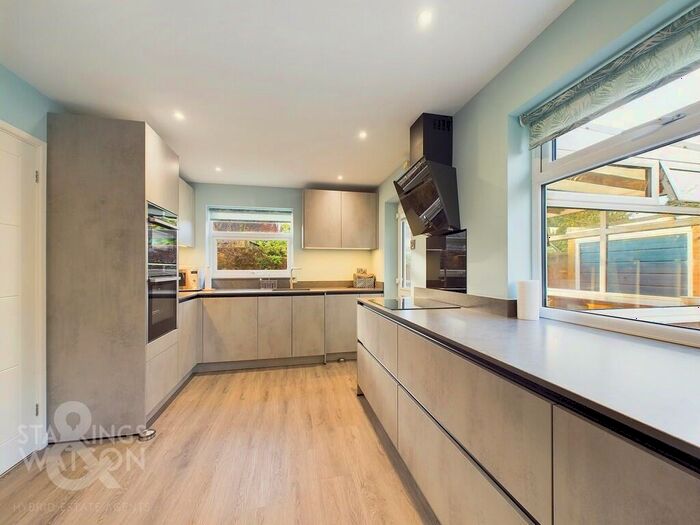 2 Bedroom Semi-Detached Bungalow For Sale In Emmas Way, Little Plumstead, Norwich, NR13