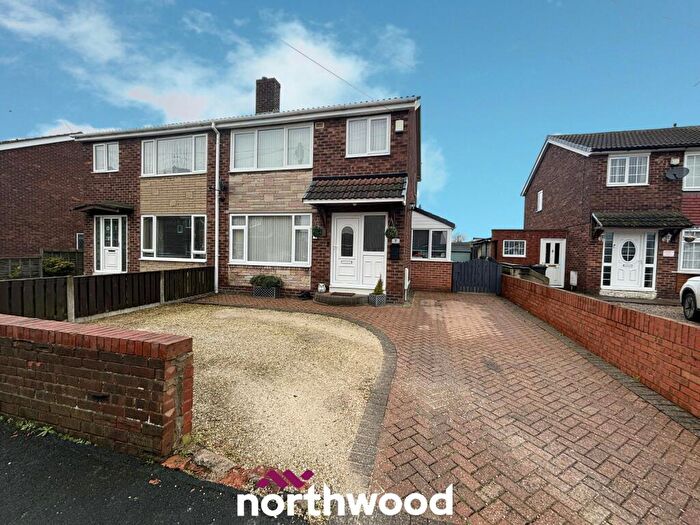 3 Bedroom Semi-Detached House For Sale In Ellesmere Grove, Stainforth, Doncaster, DN7