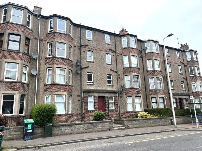 1 Bedroom Flat To Rent In Clepington Road, Coldside, Dundee, DD3