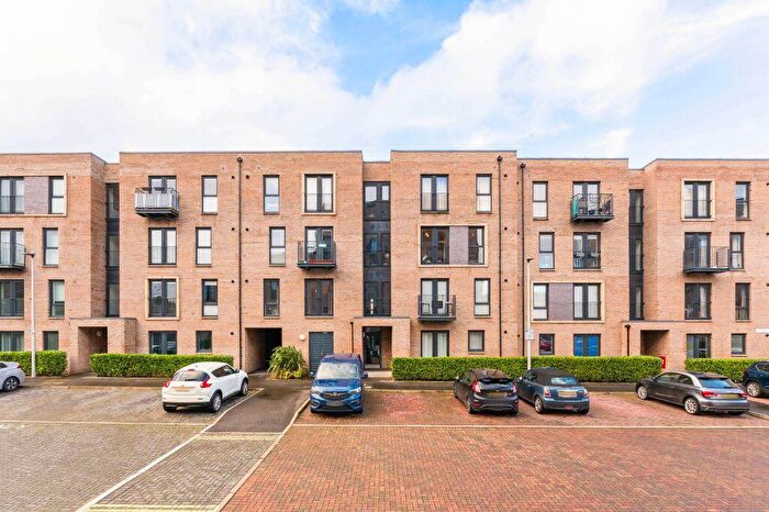 2 Bedroom Flat For Sale In / Elsie Inglis Way, Abbeyhill Edinburgh, EH7