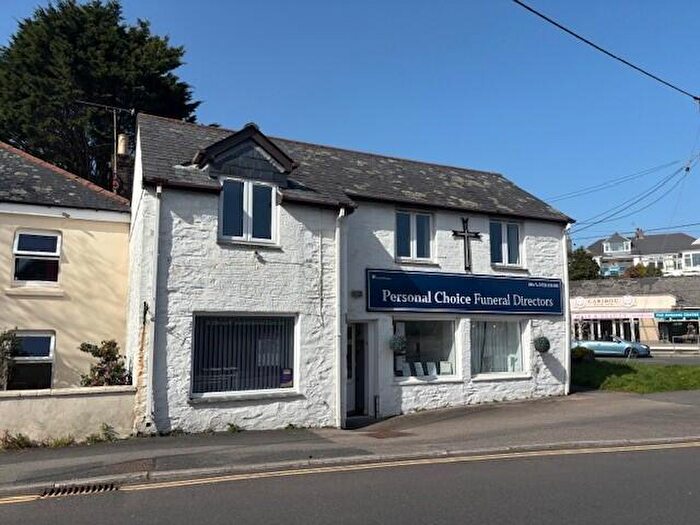 2 Bedroom Flat To Rent In Par Green, Par, PL24