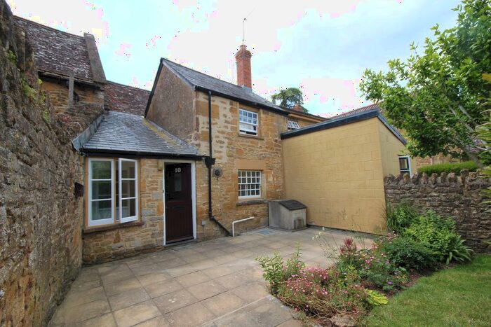 2 Bedroom Terraced House To Rent In Middle Street, Montacute, TA15