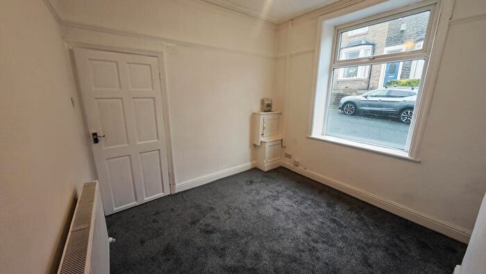 3 Bedroom Terraced House To Rent In Emily Street, Burnley, BB11
