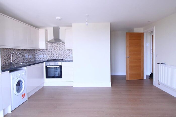 1 Bedroom Flat To Rent In Charter House, High Road, IG1