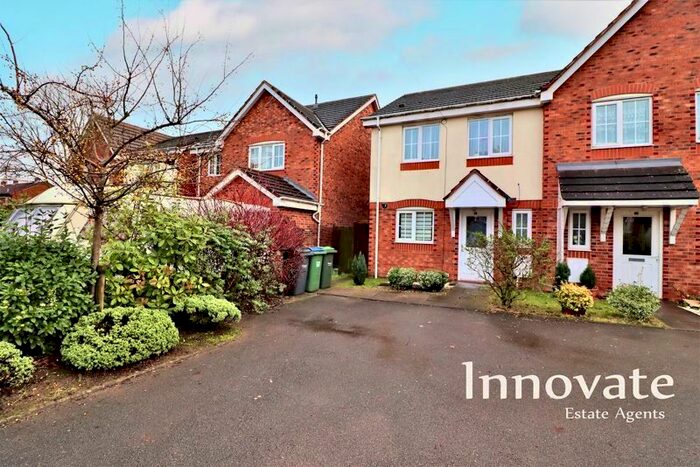 3 Bedroom Semi-Detached House To Rent In Monmouth Drive, West Bromwich, B71