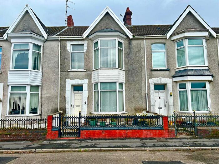 4 Bedroom Terraced House For Sale In Coleshill Terrace, Llanelli, SA15