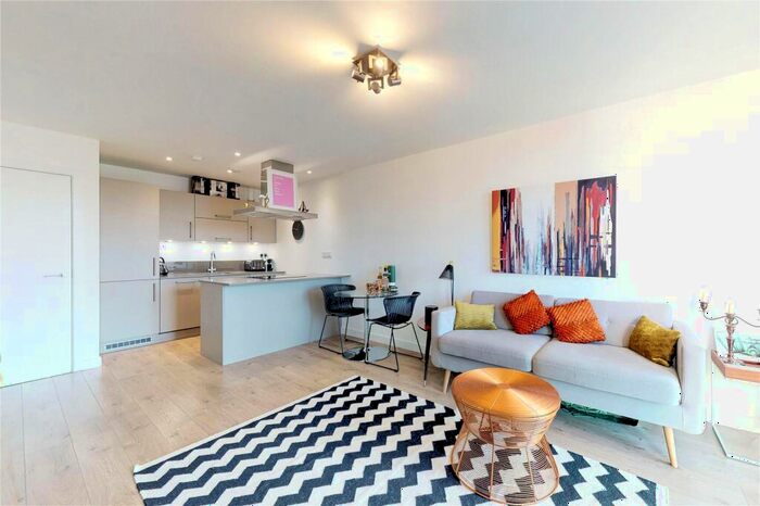 1 Bedroom Apartment To Rent In Ginger Line Building, The Highway, London, E1W