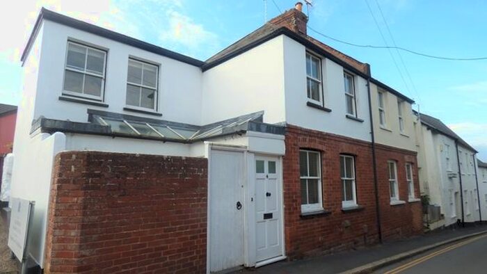 2 Bedroom Cottage To Rent In Exe Street, Topsham, Exeter, EX3