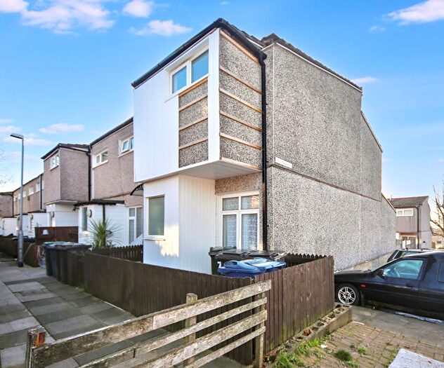 3 Bedroom Terraced House For Sale In . Blakehall, Skelmersdale, Lancashire, WN8