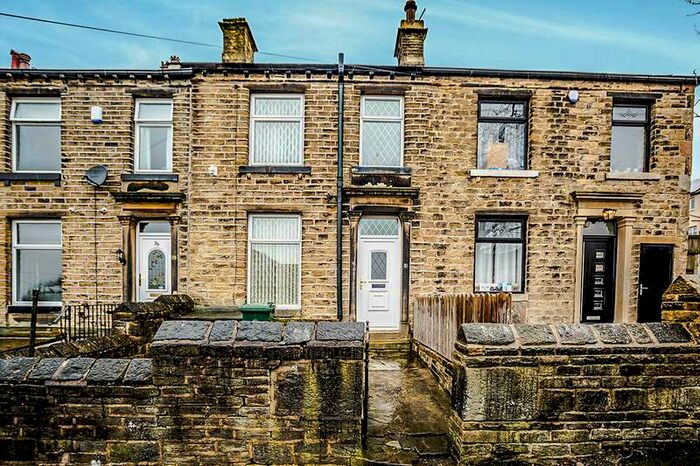 2 Bedroom House To Rent In Burfitts Road, Oakes, Huddersfield, HD3