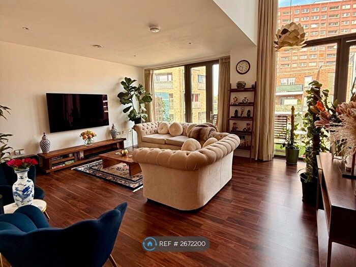 3 Bedroom Flat To Rent In Kilburn Park Road, London, NW6