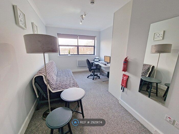 Studio To Rent In Lowther Road, Edgware, HA7