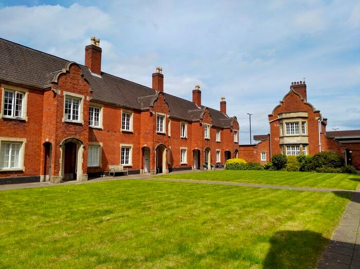 1 Bedroom Flat To Rent In Ladywood Middleway, Edgbaston, Birmingham, B16