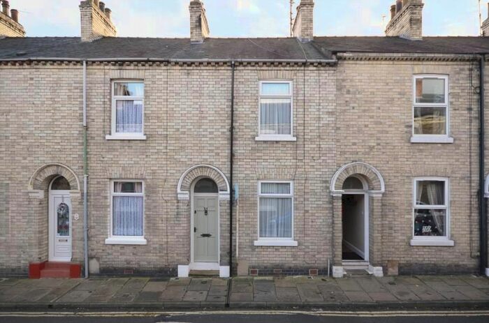 3 Bedroom Terraced House To Rent In Charlton Street, Bishopthorpe Road, York, YO23