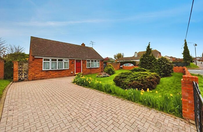 2 Bedroom Bungalow For Sale In Linkway, Iwade, Sittingbourne, Kent, ME9