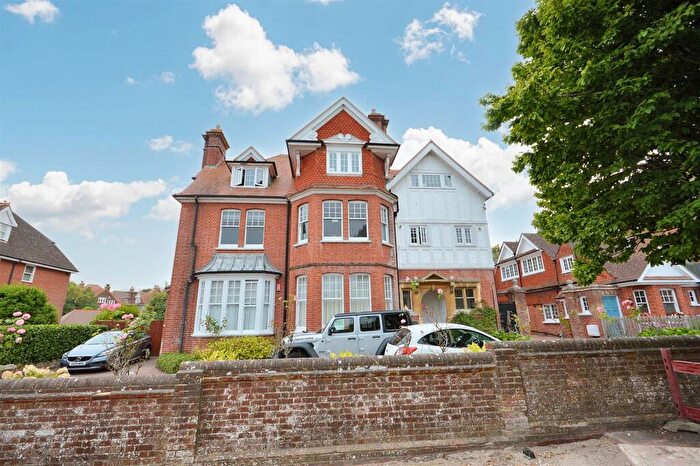 1 Bedroom Flat For Sale In Chesterfield Road, Eastbourne, BN20