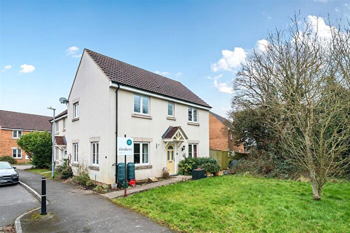 3 Bedroom Semi-Detached House For Sale In Thestfield Drive, Staverton, Trowbridge, BA14