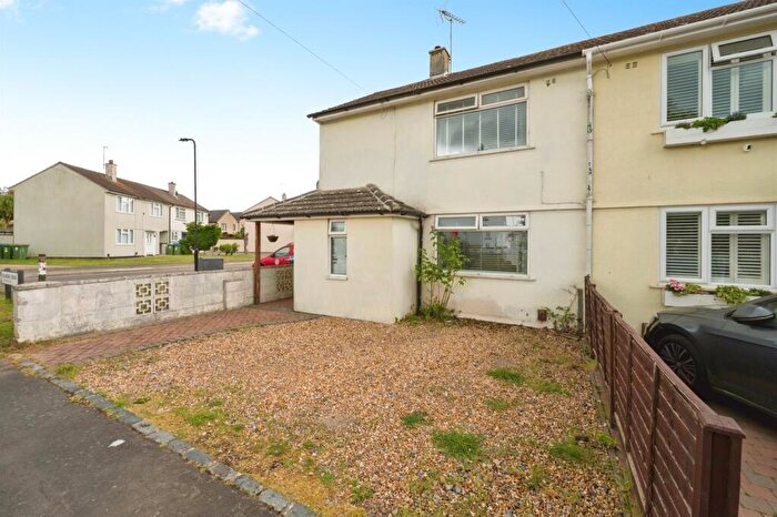 2 Bedroom Semi-Detached House For Sale In Blakeney Road, Southampton, SO16