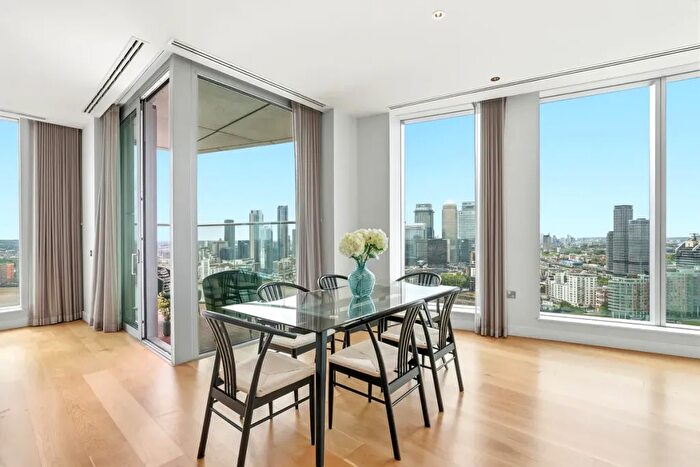 4 Bedroom Flat To Rent In Waterview Drive, Arora Tower, Greenwich, SE10