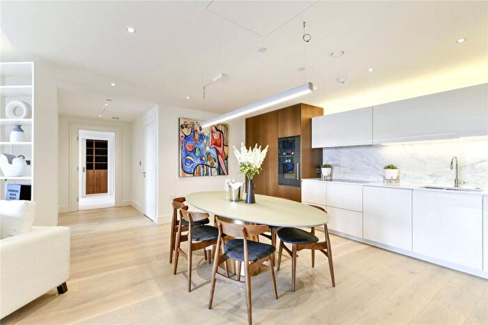 1 Bedroom Flat For Sale In Chelsea Island, Chelsea Harbour, SW10