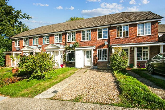2 Bedroom Terraced House For Sale In Benchfield Close, East Grinstead, RH19