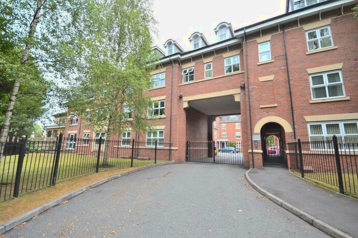 2 Bedroom Apartment To Rent In The Pines, Sale, M33