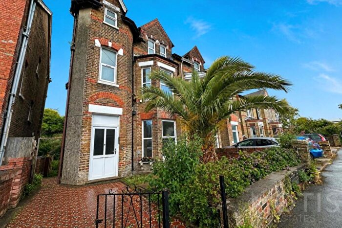 1 Bedroom Flat To Rent In Brockman Road, Folkestone, CT20